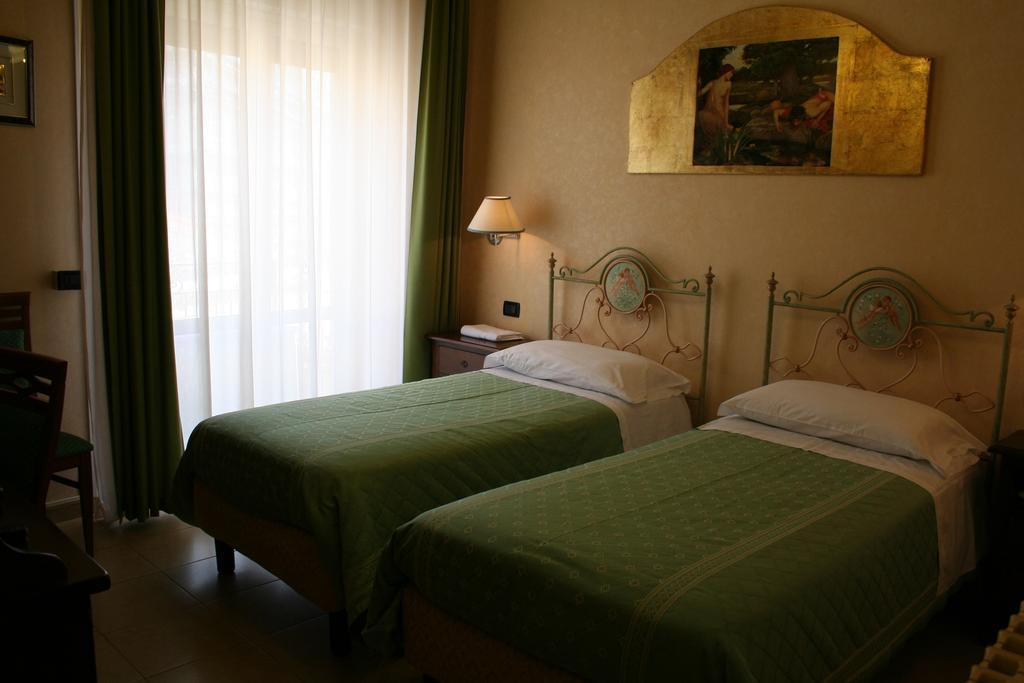 Hotel Sicilia Enna Zimmer foto